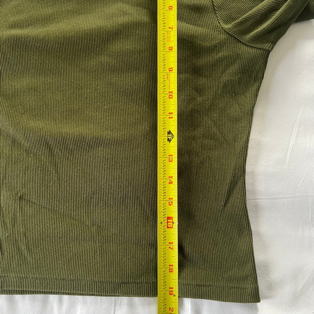 Universal‎ Thread Olive Green Ribbed Long Sleeve Crew Neck Top Medium gorpcore - Picture 9 of 9